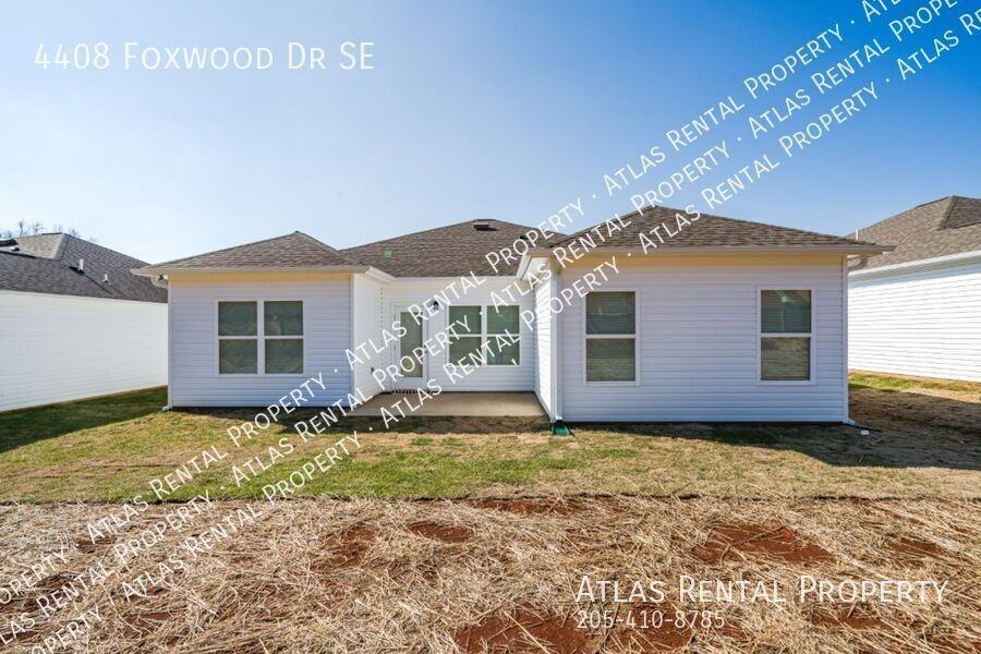 4408 Foxwood Dr Se - Photo 2 of 21