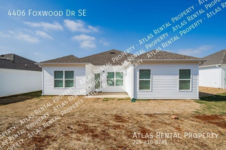 4406 Foxwood Dr Se - Photo 3 of 22