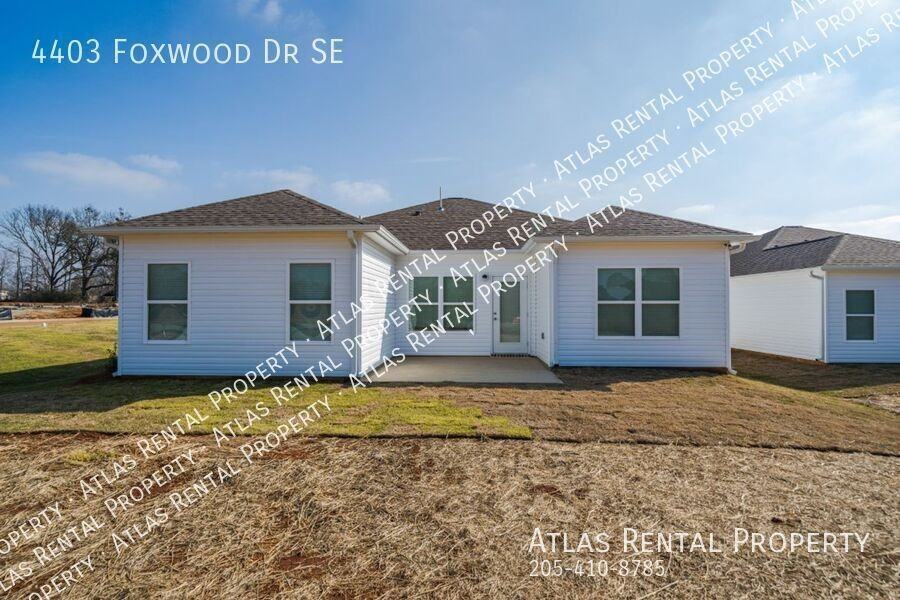 4403 Foxwood Dr Se - Photo 2 of 22