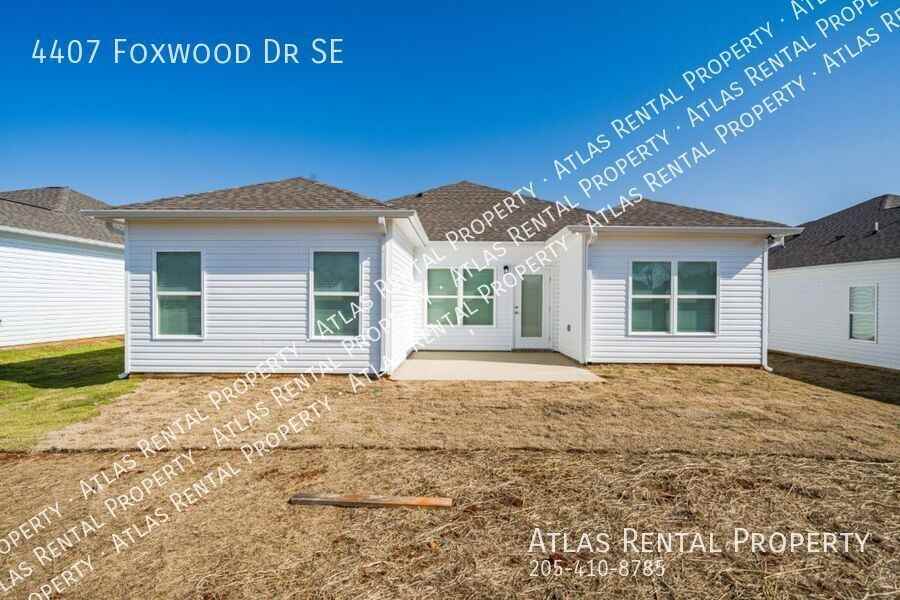 4407 Foxwood Dr Se - Photo 3 of 24