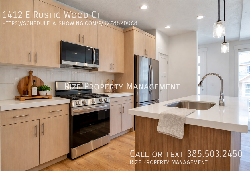 1412 E Rustic Wood Ct - Photo 2 of 12