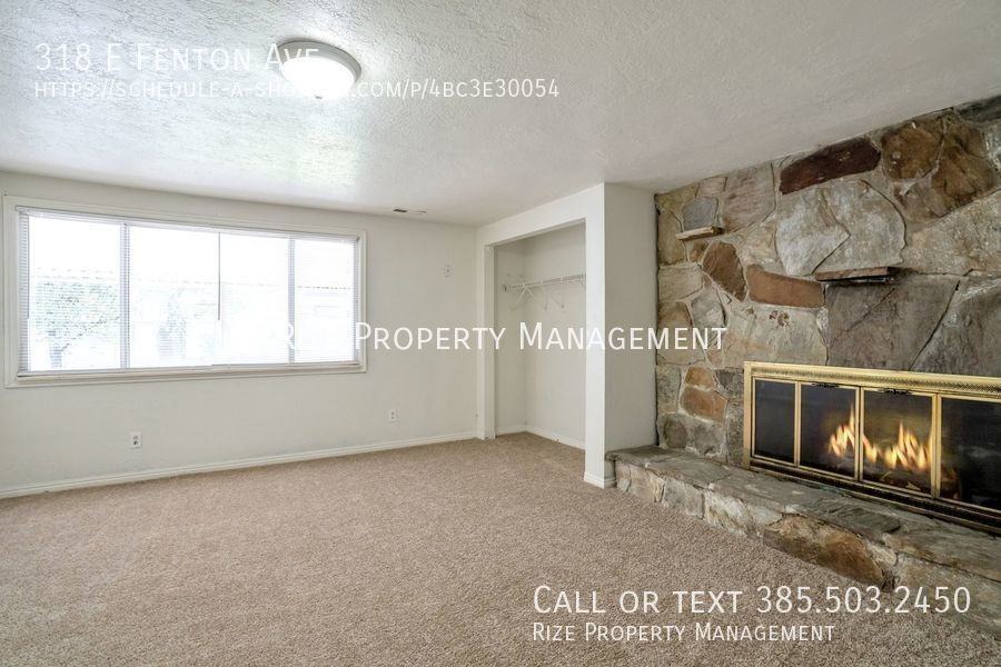 318 E Fenton Ave - Photo 4 of 15