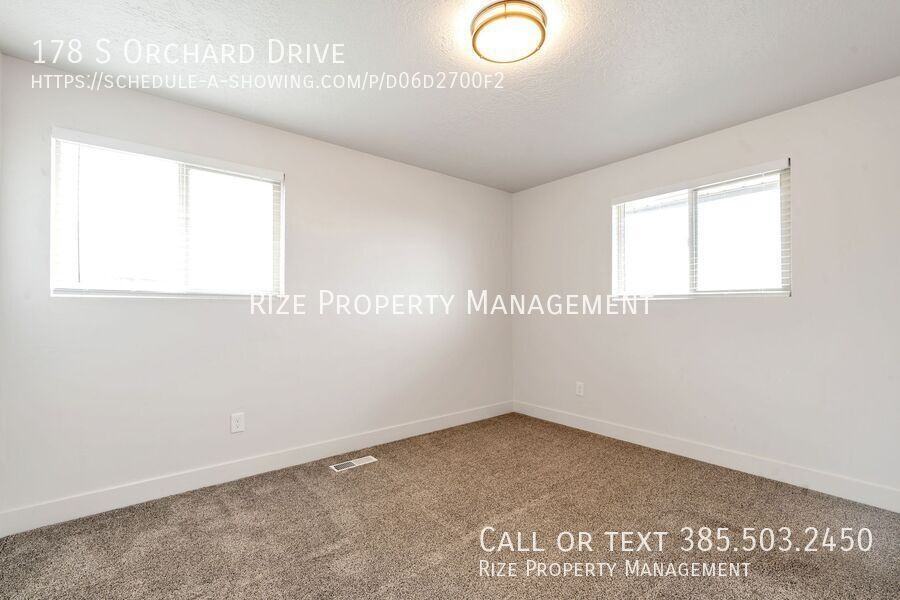 178 S Orchard Dr - Photo 3 of 12