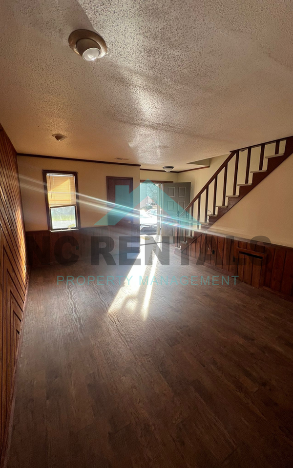 340 Vista Cir #B - Photo 4 of 20