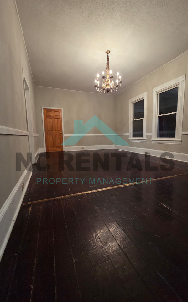 714 Dillard St - Photo 5 of 30