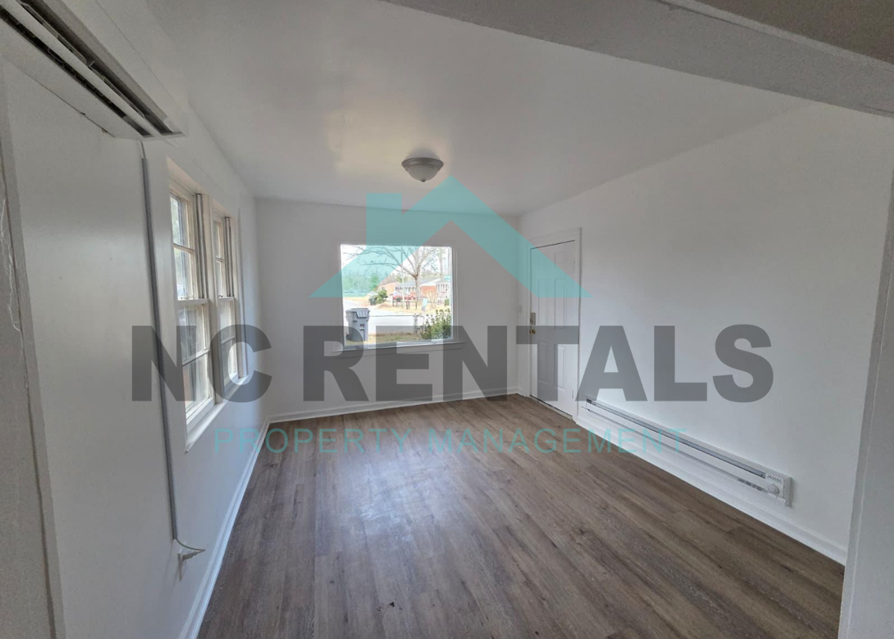 226 Wayne Ave - Photo 3 of 14