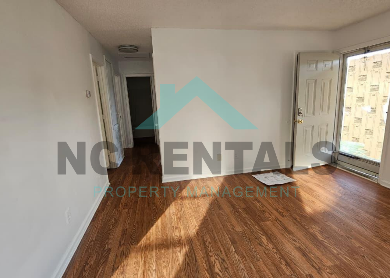 332 Park Ave - Photo 4 of 22