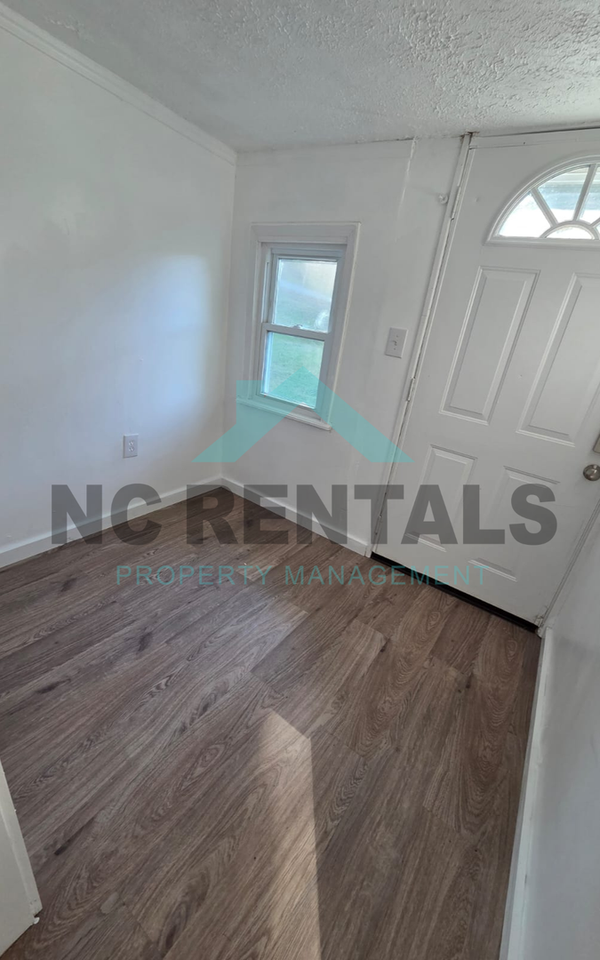 715 Third Ave - Photo 3 of 30