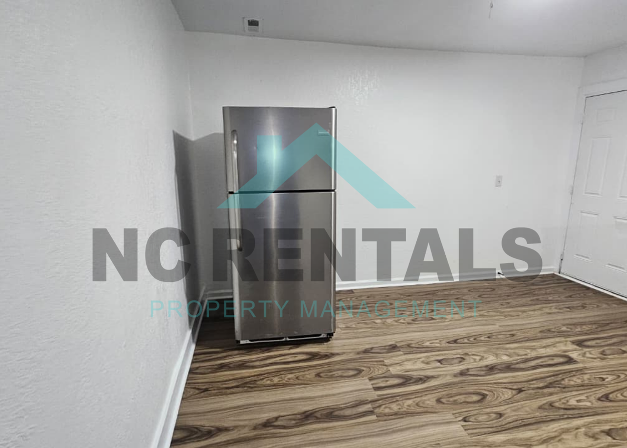 124 Depot St - Photo 7 of 33