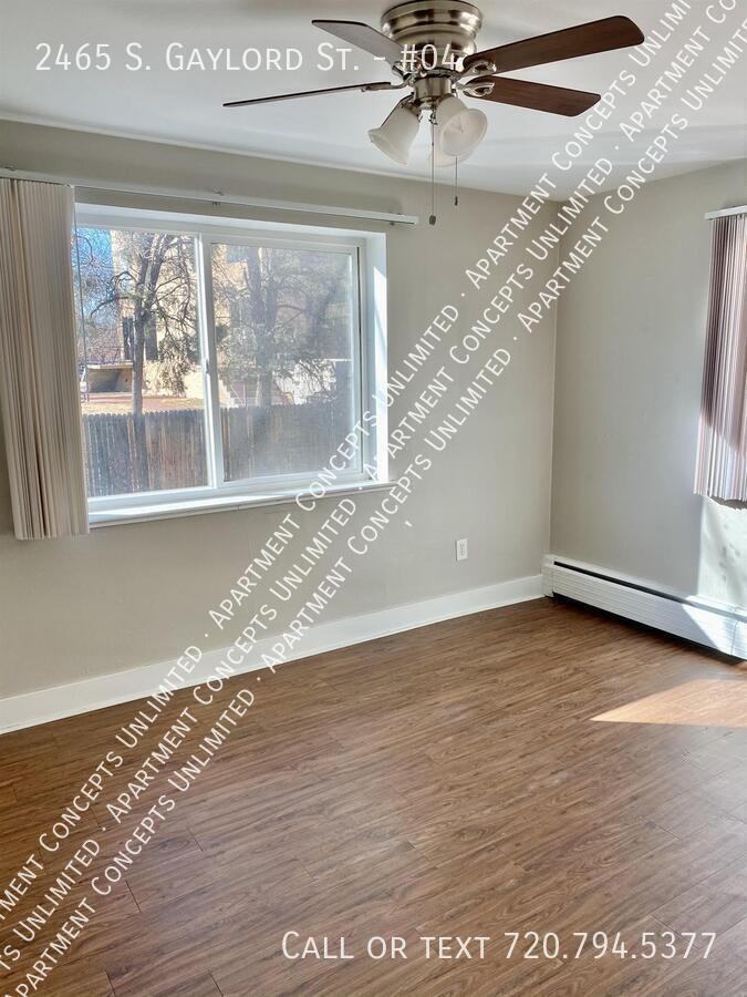 2465 S Gaylord St #04 - Photo 4 of 7