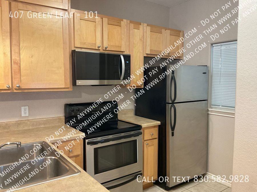 407 Green Leaf #101 - Photo 4 of 15