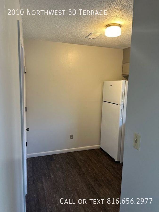 2010 Nw 50th Ter - Photo 4 of 18