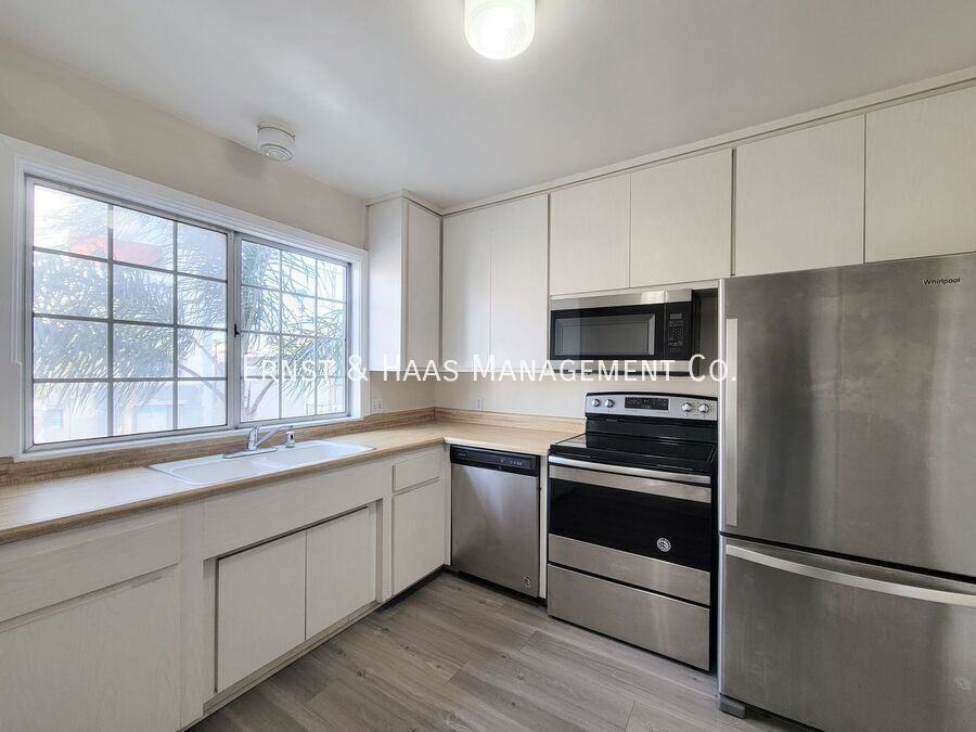 21 Alamitos Ave #04 - Photo 4 of 16