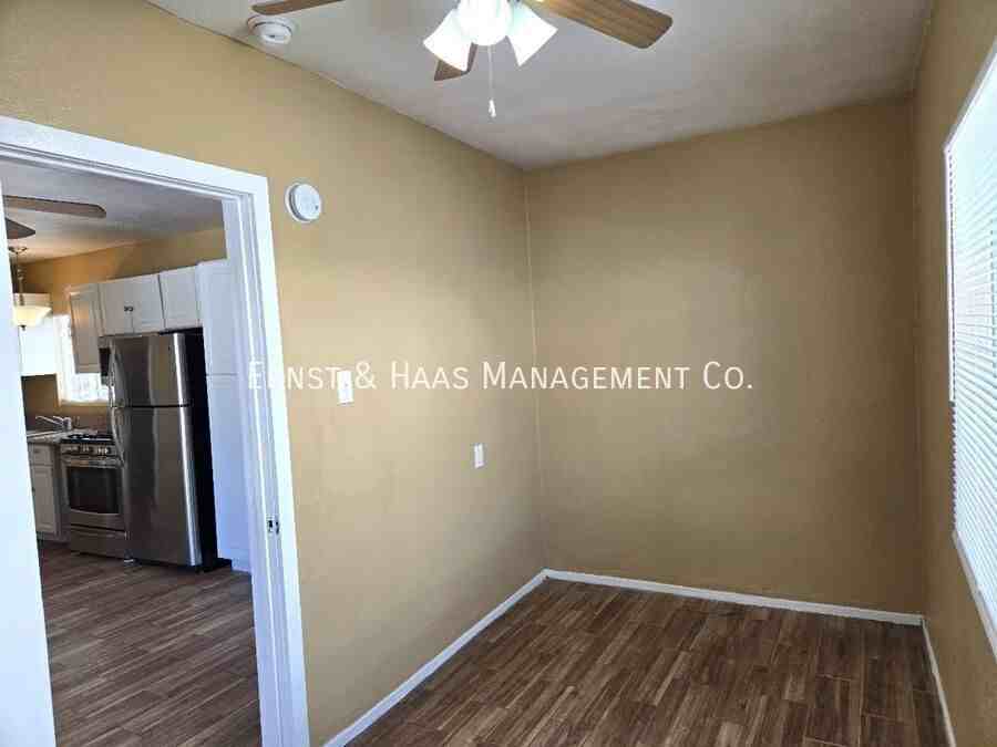 337 E 17th St - Photo 5 of 8