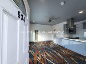 934 E Broadway - Photo 1 of 1