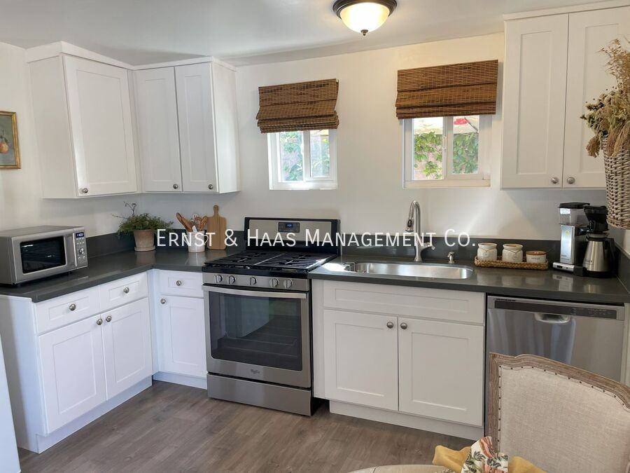 2016 1/2 W 146th Pl #A - Photo 5 of 9