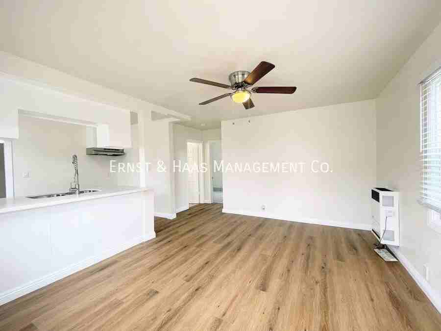 2123 W Columbia St - Photo 2 of 13