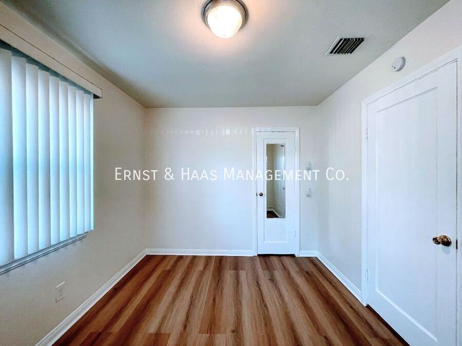 15334 Orizaba Ave - Photo 6 of 14