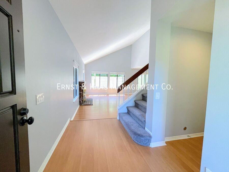 18176 Rustic Ct - Photo 2 of 24