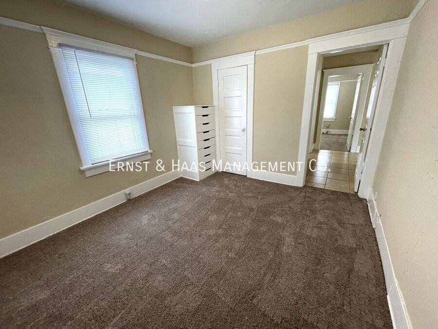 512 Almond Ave - Photo 5 of 8