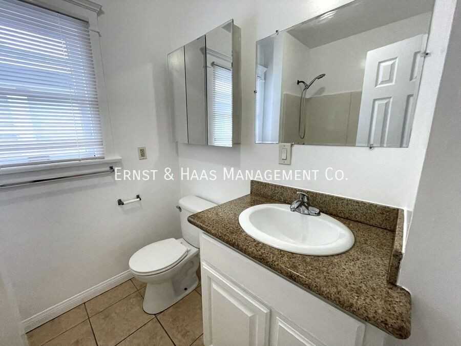 512 Almond Ave - Photo 6 of 8