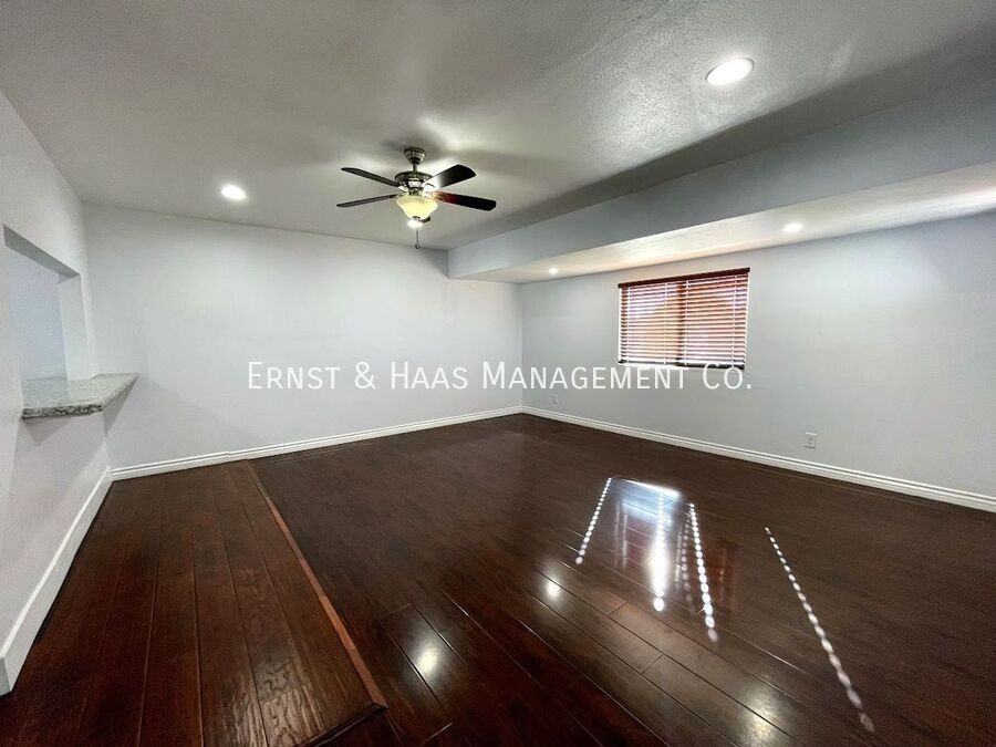 1341 W School St - Photo 3 of 24