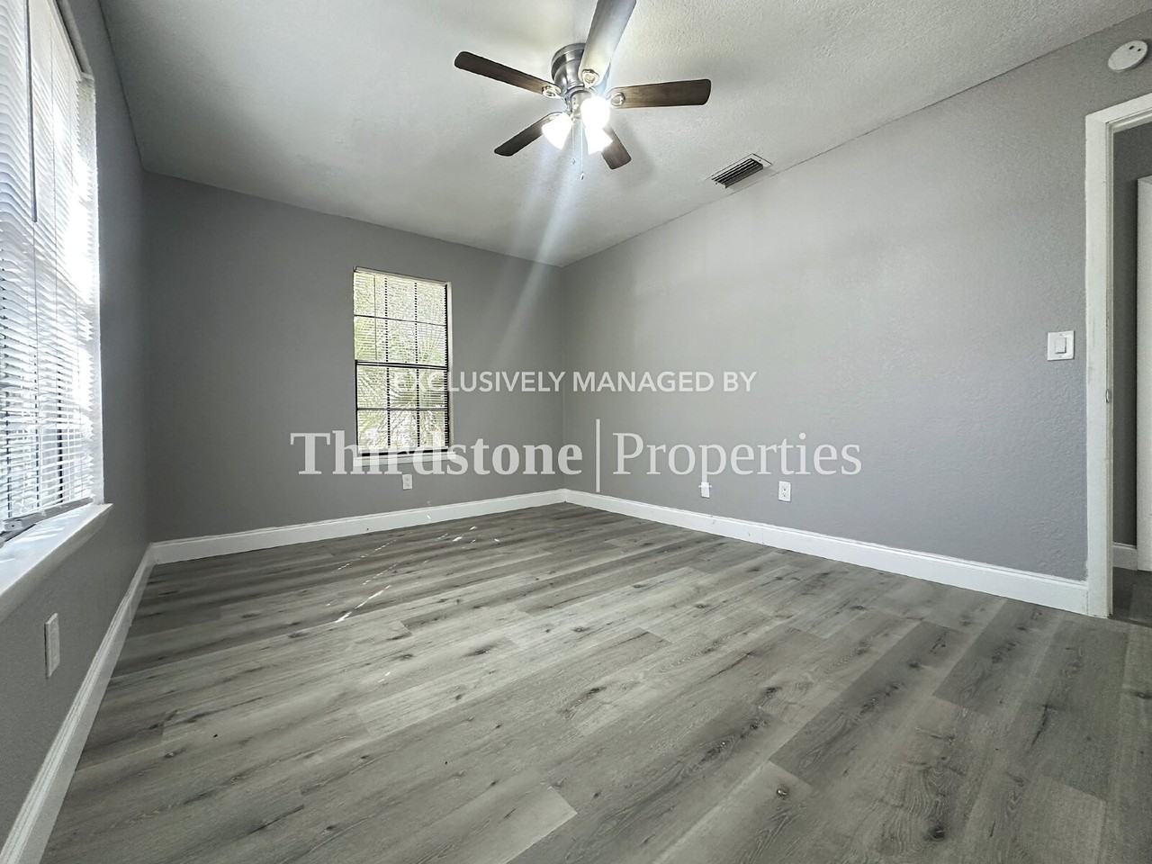 2059 Morehouse Rd - Photo 6 of 12