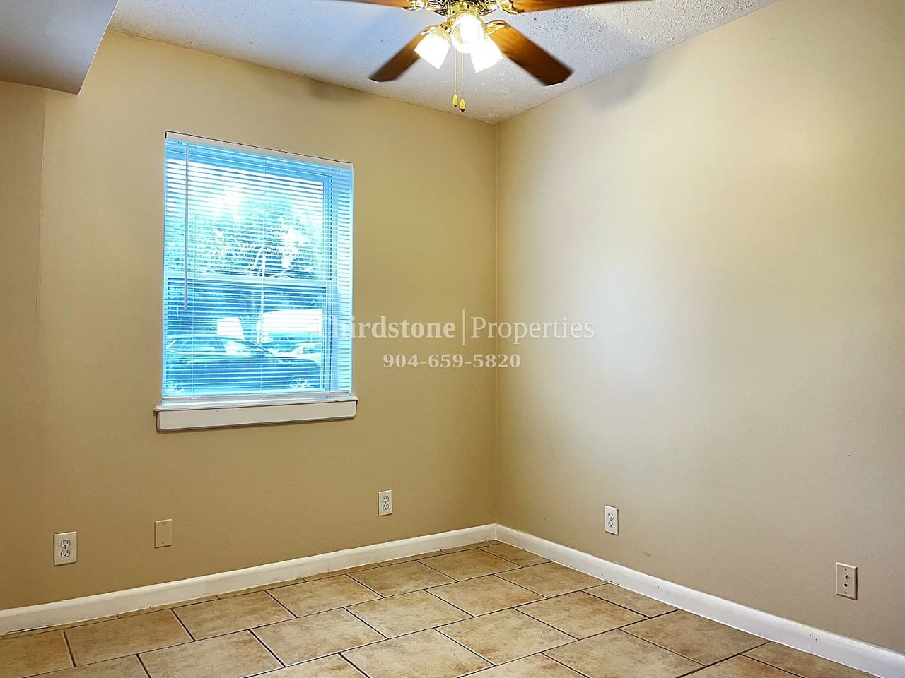 1717A Lindsey Rd - Photo 7 of 15