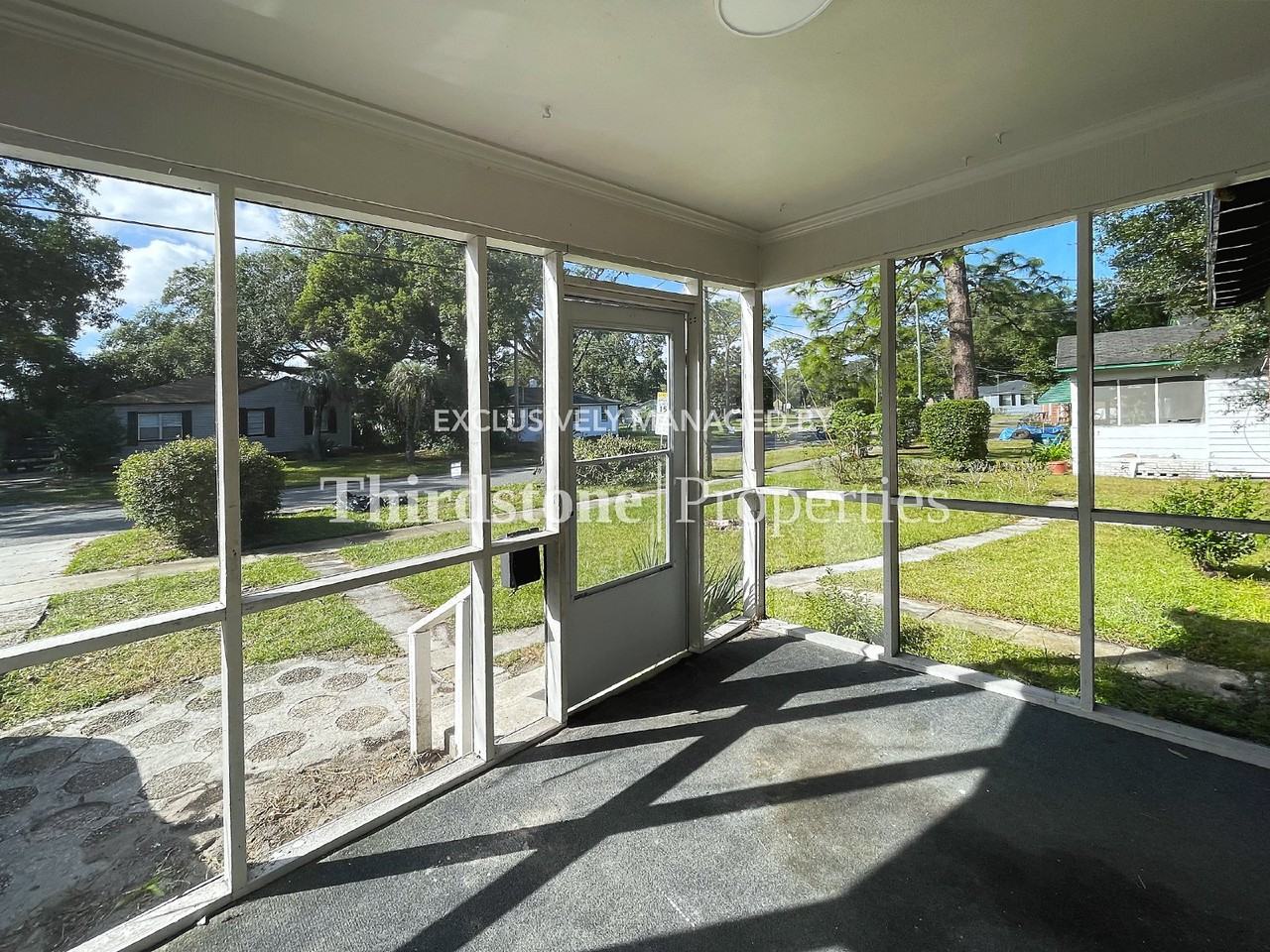 885 Bunker Hill Blvd - Photo 2 of 23