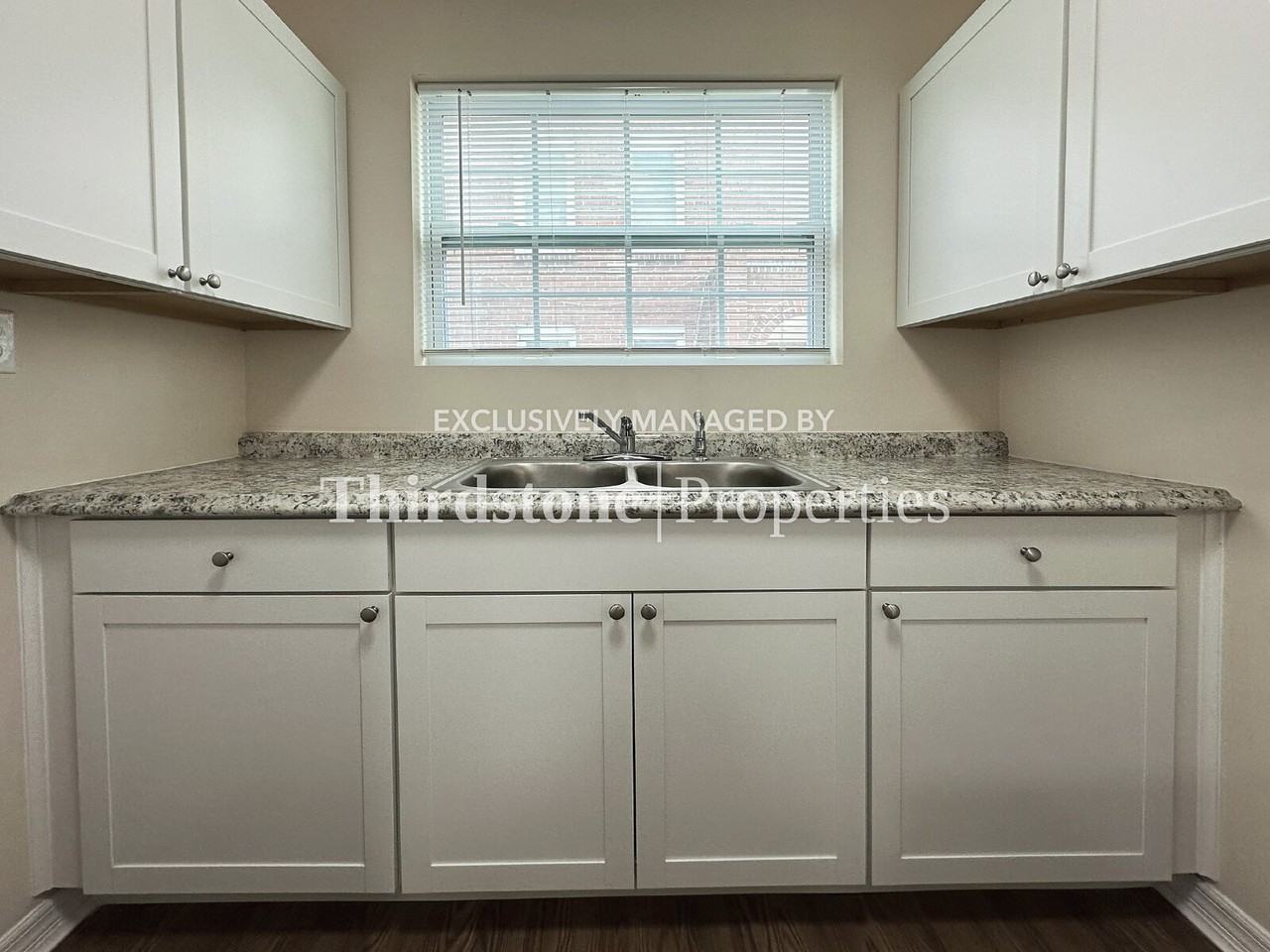 2659 College St #2 - Photo 4 of 17