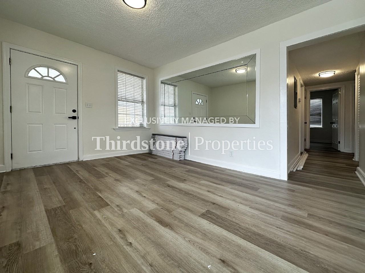 1178 Murray Dr - Photo 3 of 24
