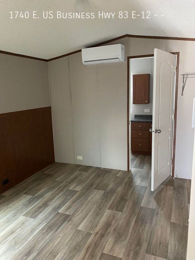 83 1740 E. US Business Hwy 83 E-12 - Photo 3 of 6