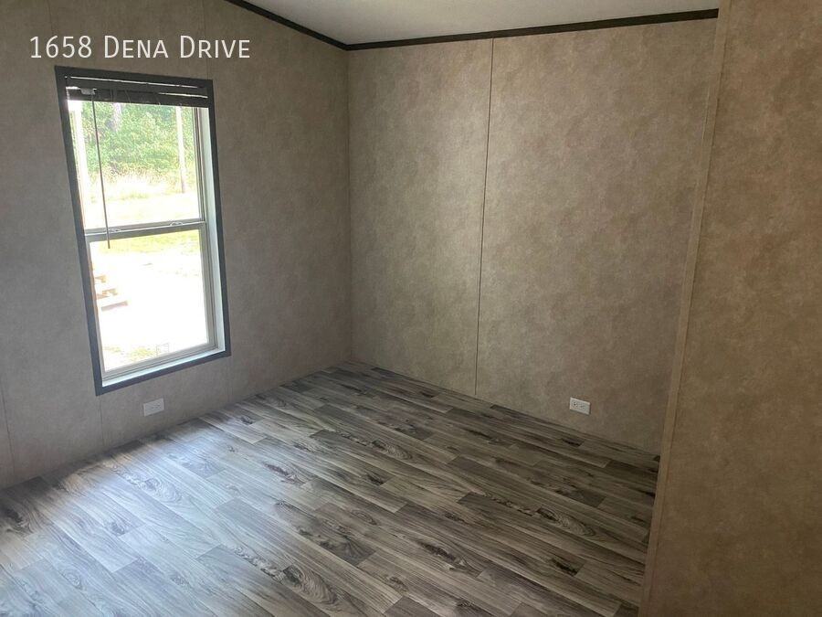 1658 Dena Dr - Photo 5 of 6