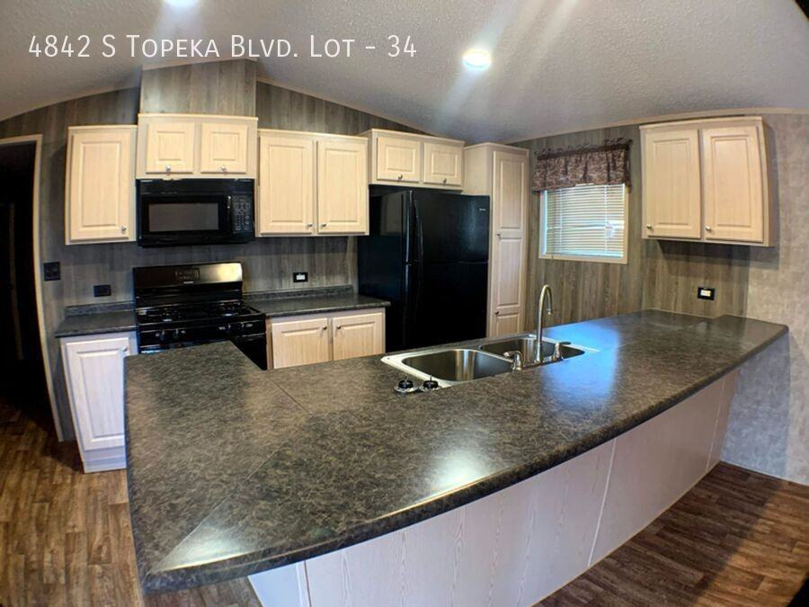 4842 Sw Topeka Blvd #34 - Photo 3 of 20