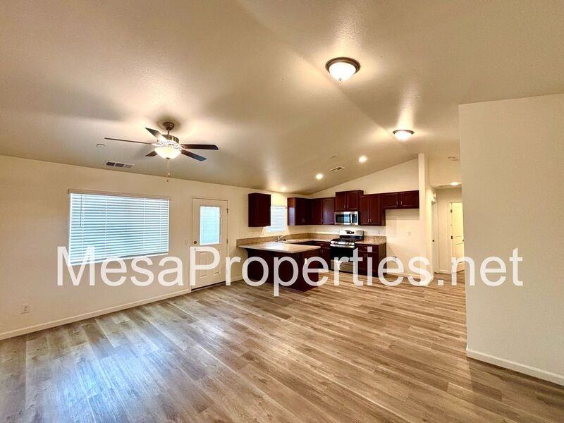 9550 Tamarisk Ave #131 - Photo 5 of 37