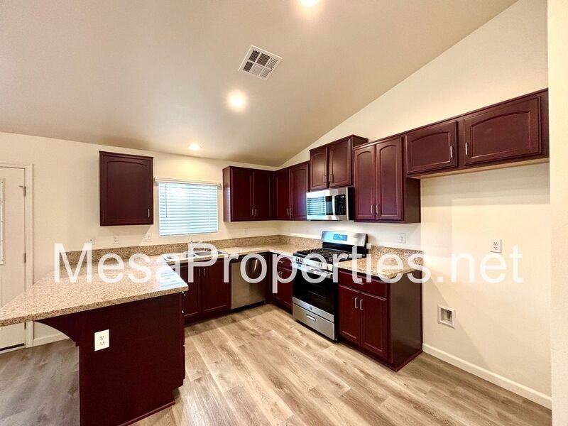 9550 Tamarisk Ave #131 - Photo 7 of 37