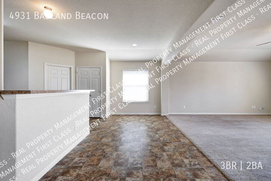 4931 Badland Beacon - Photo 7 of 29