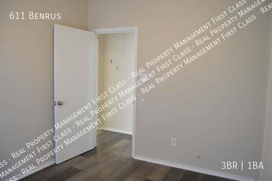 611 Benrus Blvd - Photo 6 of 7
