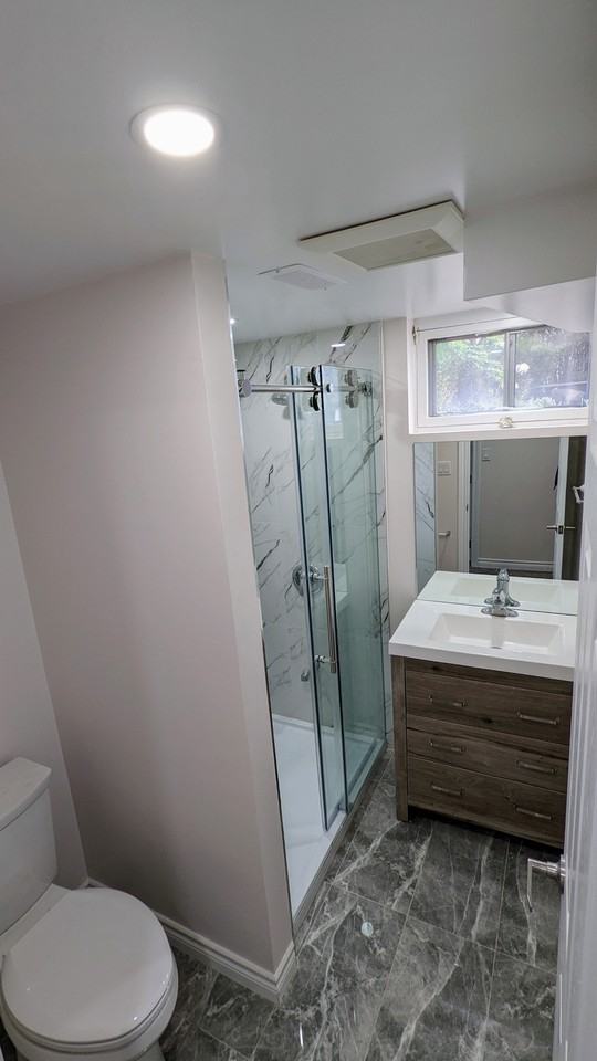 43 Seneca Ave - Photo 6 of 15