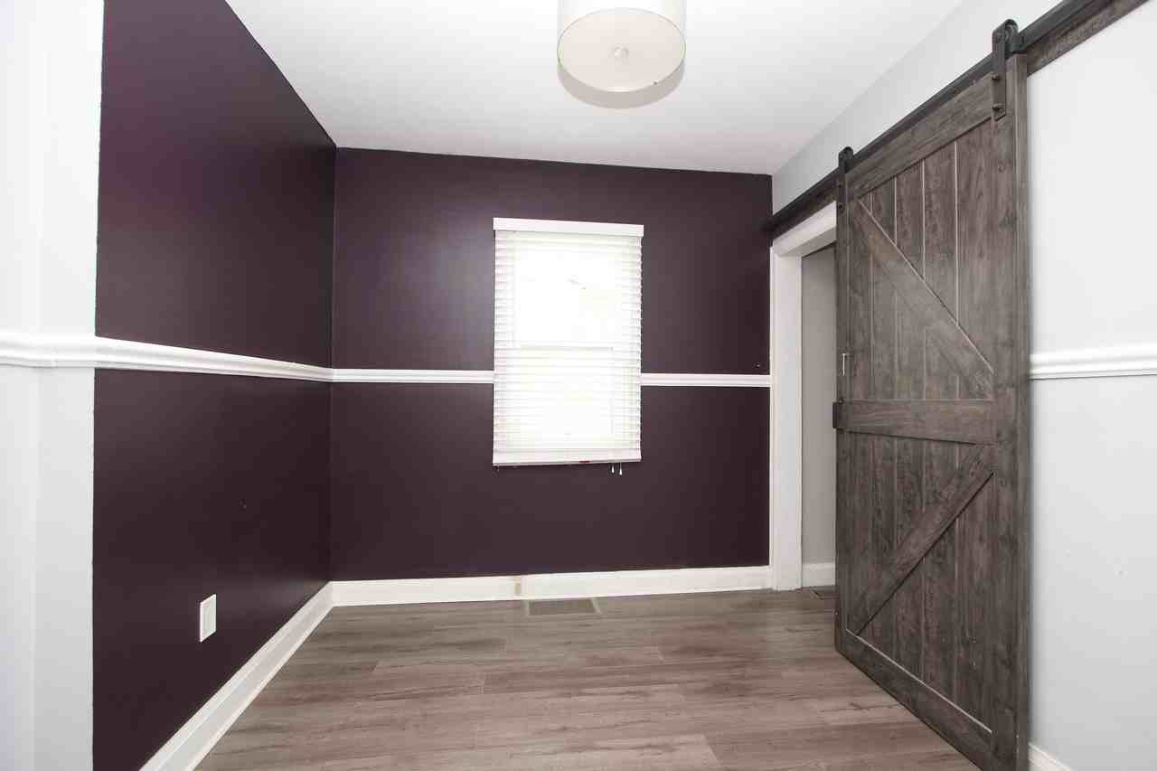 307 Vimy Ave - Photo 7 of 12