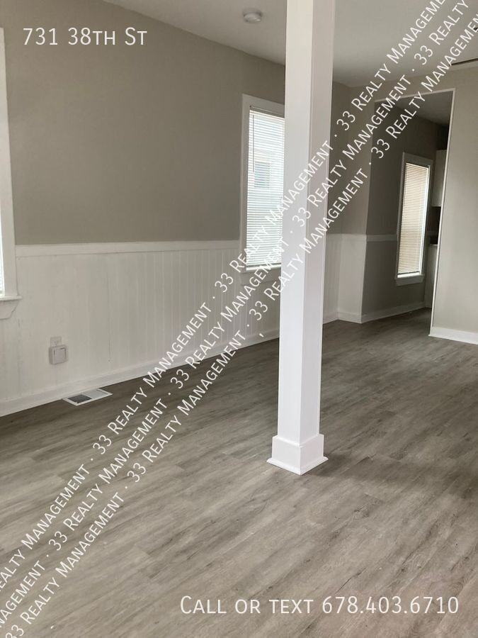 731 E 38th St - Photo 4 of 7
