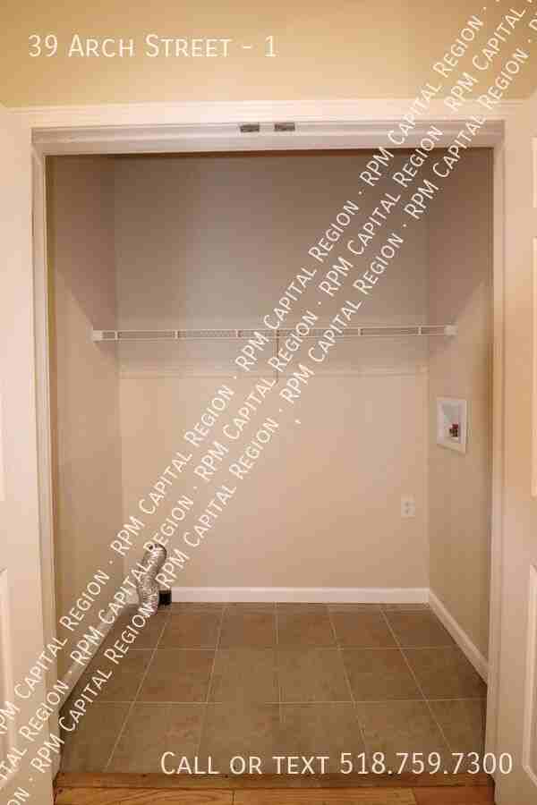 39 Arch St #1 - Photo 7 of 9
