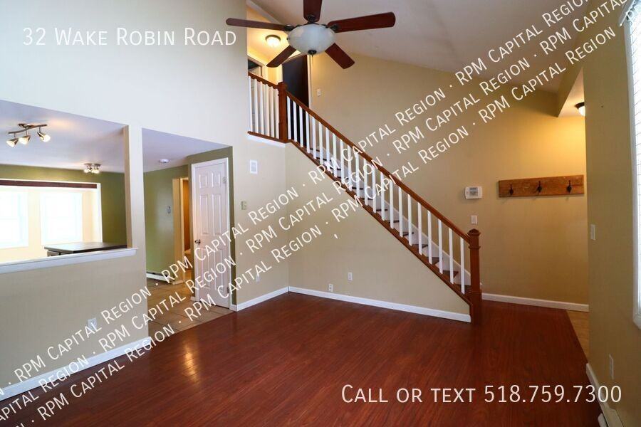 32 Wake Robin Rd - Photo 3 of 9