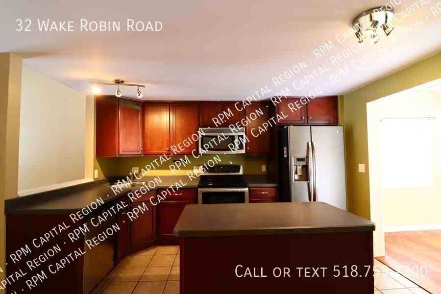 32 Wake Robin Rd - Photo 4 of 9