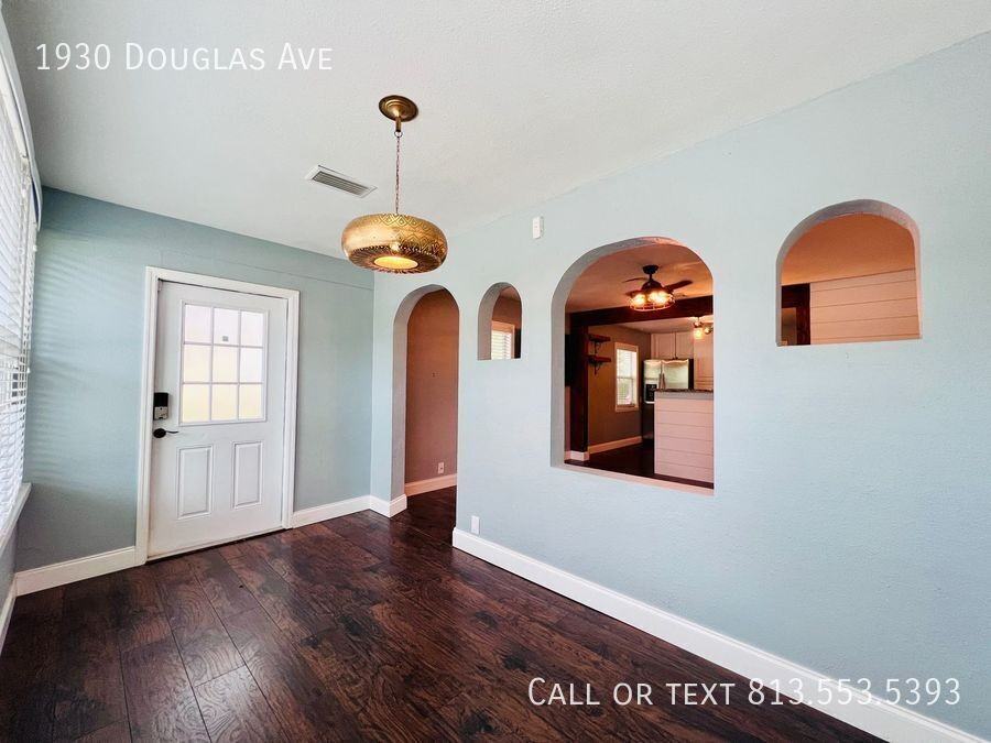 1930 Douglas Ave - Photo 5 of 32