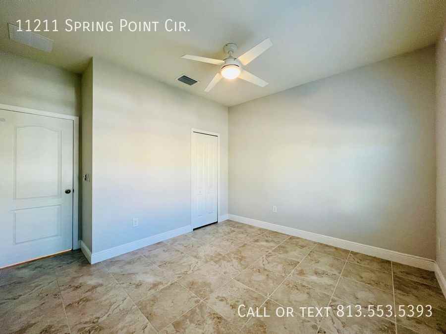 11211 Spring Point Cir - Photo 4 of 18