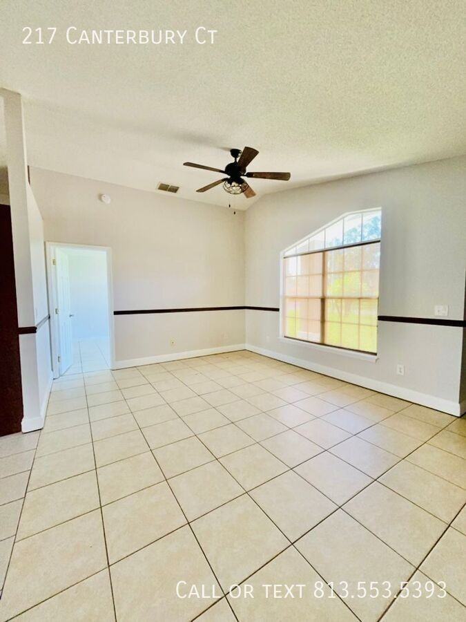 217 Canterbury Ct - Photo 2 of 21