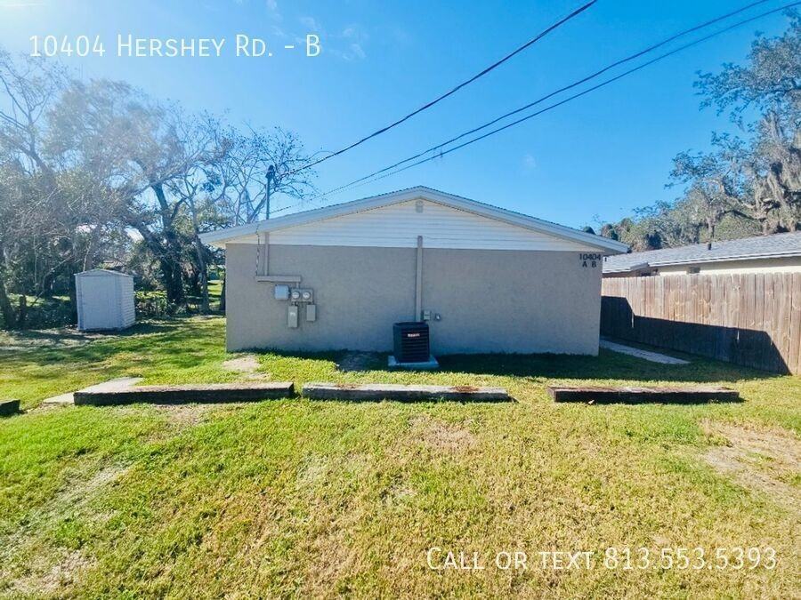 10404 Hershey Rd #B - Photo 6 of 24