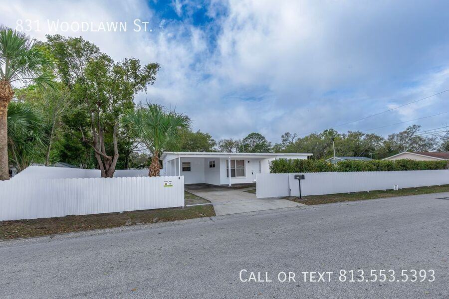831 Woodlawn St - Photo 2 of 38