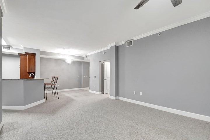 1660 Renaissance Commons Boulevard #2114 - Photo 7 of 9